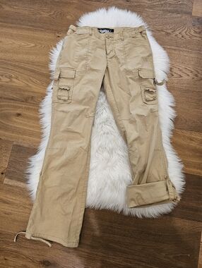 Vintage Low Rise Beige/Tan Cargo Pants with Multi Pockets